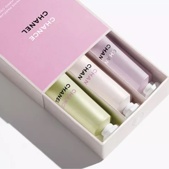 CHANCE Perfumed Hand Cream Set - Picture 2 of 3